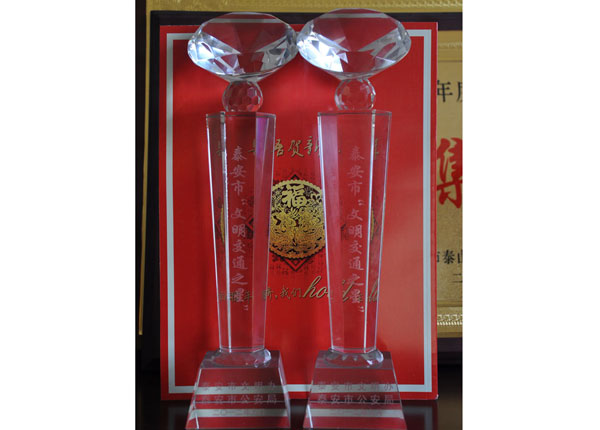 �c���鿴Ԕ��(x��)��Ϣ<br>��(bi��o)�}��   ��x�Δ�(sh��)��1405